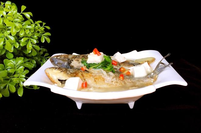 鲫鱼豆腐汤