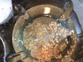 然后安装好破壁机