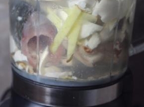 破壁机插上电源，开启到西汤状态