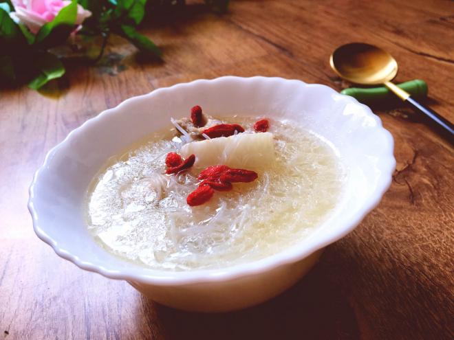 养生汤之老鸭粉丝汤