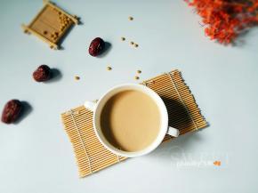 红枣的清甜和豆香味交杂一起，燕麦的润滑感十足。