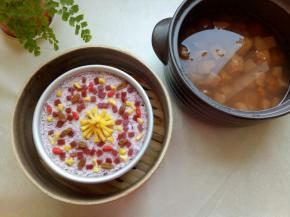 果脯可以晚点再放，免得蒸时间长了颜色不鲜艳。