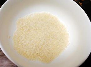取适量大米