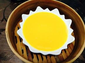 放入蒸笼里