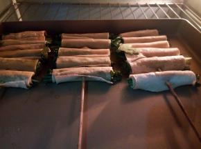 烤了10分钟，刷一层海鲜酱，