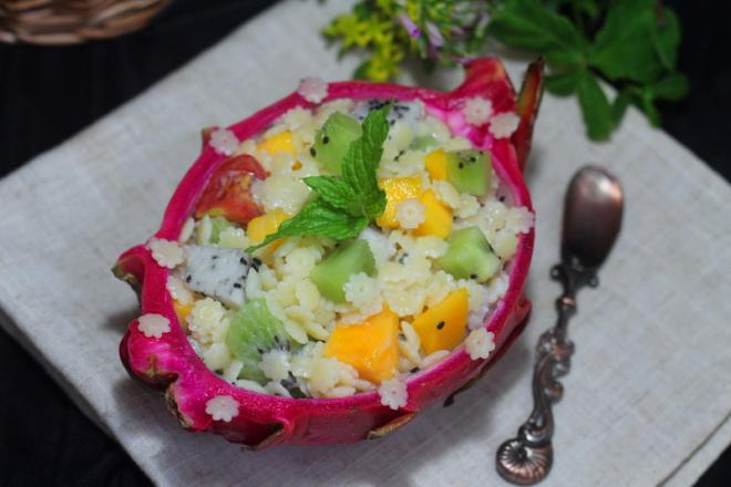 低脂水果色拉意面