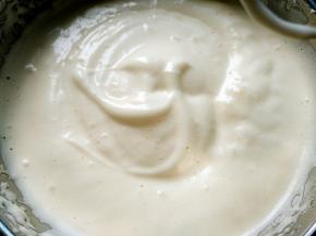 隔热水打发至纹路不会快速消失