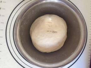 面团发酵到两倍大即可