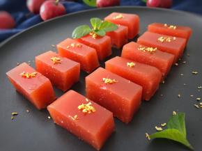 表面撒上桂花即可。