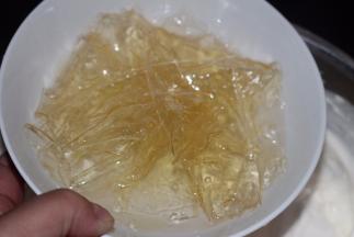 吉利丁片用冰水泡软