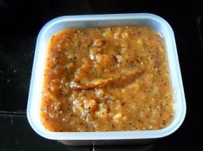 盛出晾凉，密闭好入冰箱储存。