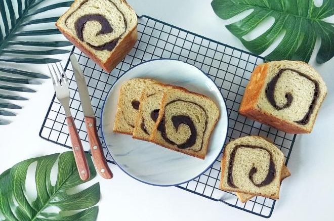 全麦奶香豆沙吐司