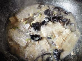 11.	大约炖10分钟左右，