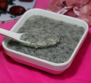 等到机器发出提示音后，拔去电源 如果喜欢吃甜的可以加一点糖