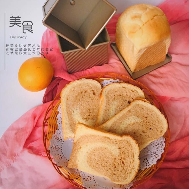 炼奶双色巧克力吐司