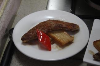 将甜椒放进去，同样用黄油过一下，以备摆盘