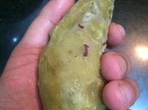 把红薯蒸熟后去皮