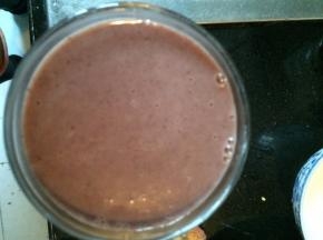 搅拌一下，一份营养早餐准备好啦