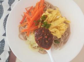 浇上一勺油泼辣子，