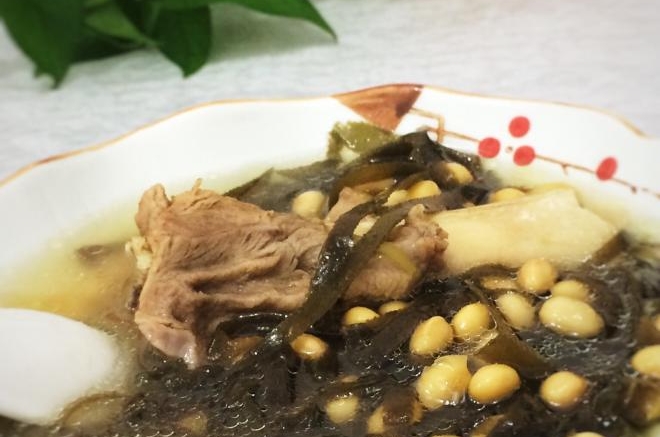 海带黄豆大骨头汤