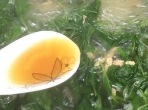 关火倒入一勺香油拌匀即可出锅