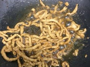 炒到肉变色