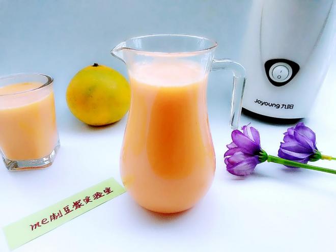胡萝卜橘子豆浆