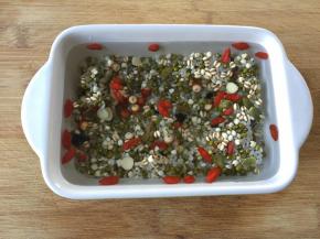 加水浸泡3小时以上；