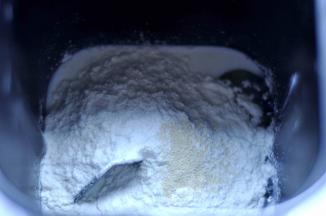 加入高粉、酵母