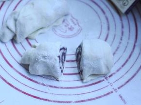 从中间切开