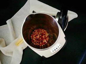 全部放入豆浆机中
