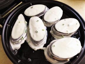 11.	两面全部呈金黄色，即可出锅。