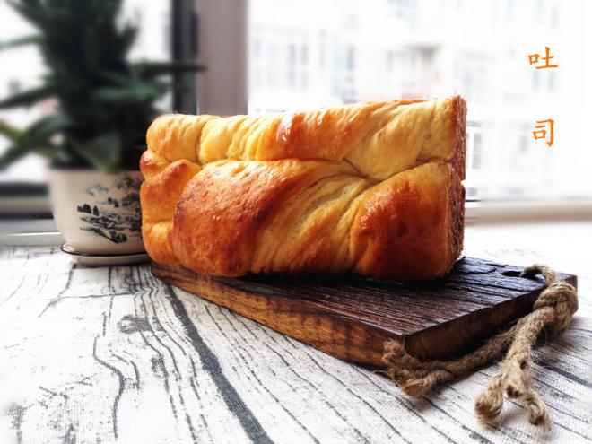 奶黄馅吐司