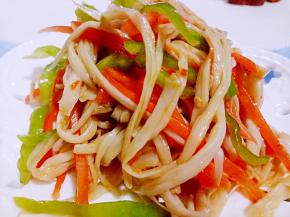 一款爽口的凉拌菜就做好了。