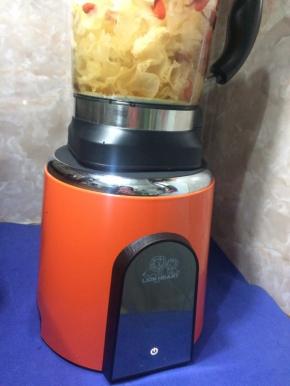 然后启动破壁机，我选择了米糊功能