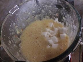 大约四十分钟后加入山药