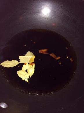 再加入老抽适量