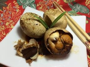 在汤汁里浸泡后更美味