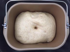 发酵至两倍大，戳洞不回缩即可