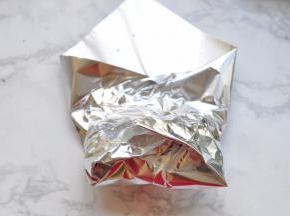 用锡纸包好。