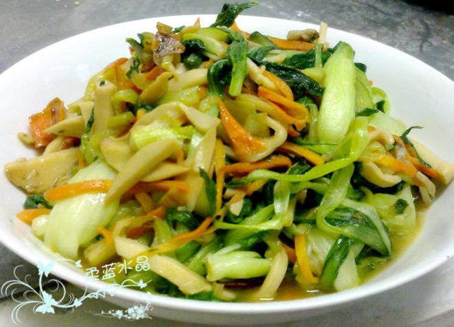 三丝炒小油菜