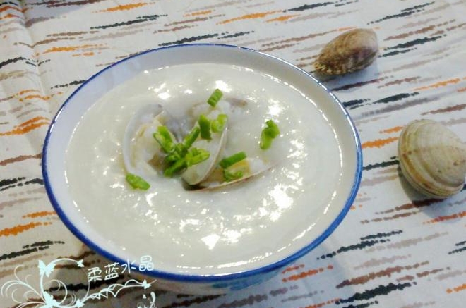 蛤蜊海鲜粥