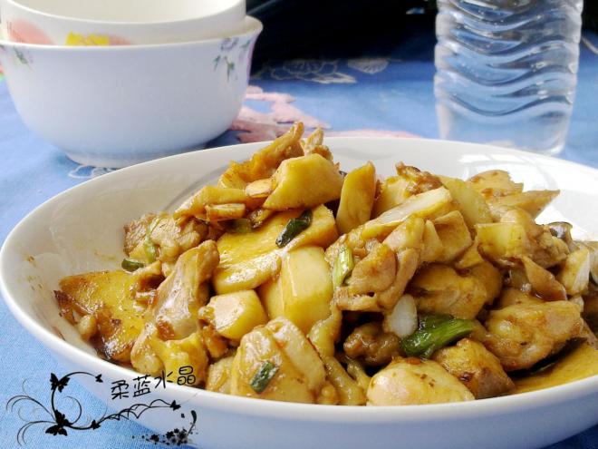 双菇炒鸡腿肉