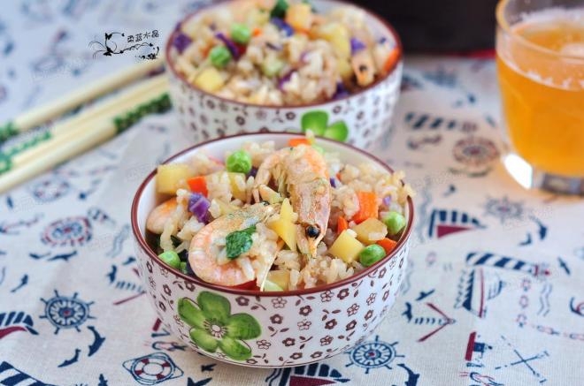 彩蔬拌饭