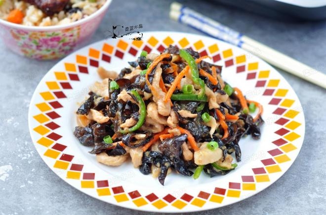 木耳炒肉丝