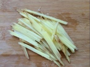 然后再切成丝