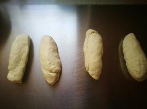 揉成团，平均分成4等份