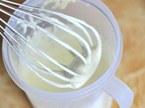 打至五分发，体积稍微变大、可缓慢流动。