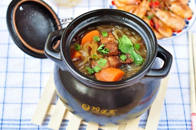 五花肉粉丝煲