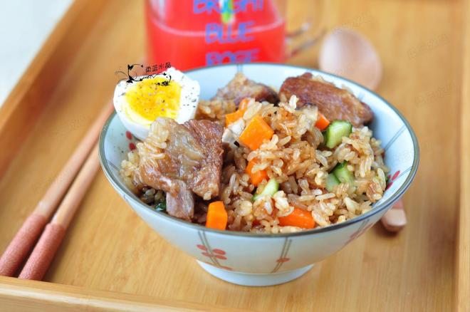 香菇排骨饭